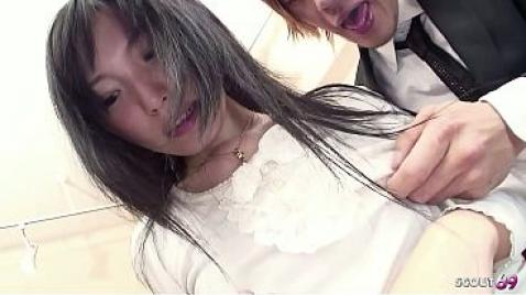 A Chinese woman is fucked by two Asian lovers