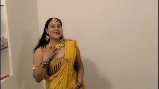 A beautiful Asian woman fucks her husband.