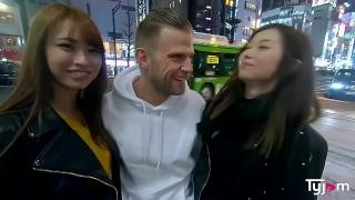I picked up two whores at the club